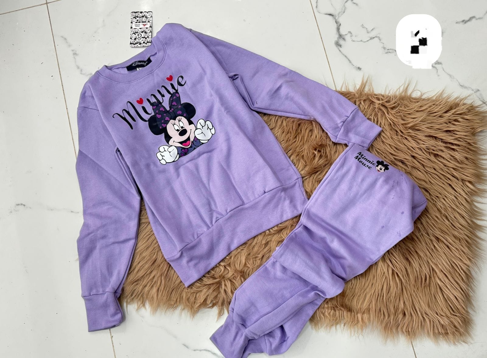 111 Morado (Minnie)