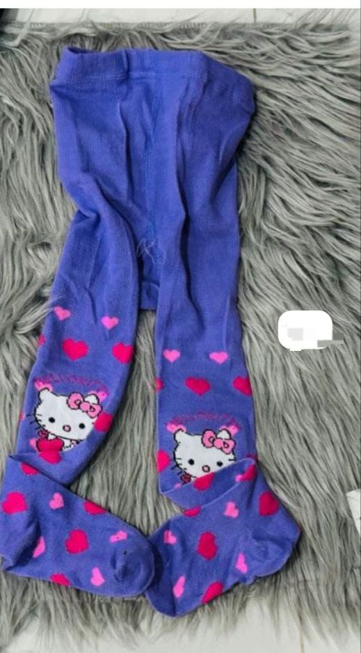 229 Kitty corazón Color morado