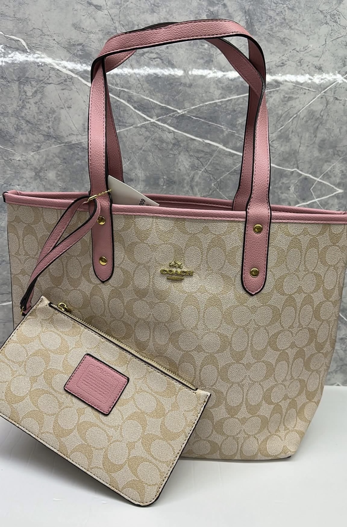 740 Rosa